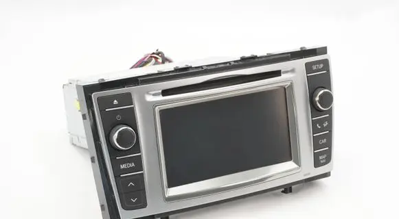Toyota Avensis T270 Radio/CD/DVD/GPS head unit 8614005010