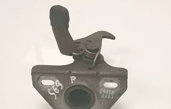 BMW 5 E60 E61 Engine bonnet/hood lock/latch loop/hook 7034256 51237034256
