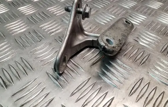 Mercedes-Benz S W221 Front door upper hinge