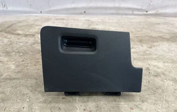 Volkswagen Tiguan Glove box 5NB857919