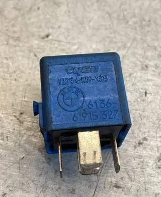 BMW 5 E60 E61 Other relay 61366915327