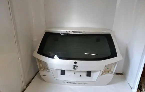 Tailgate/trunk/boot lid