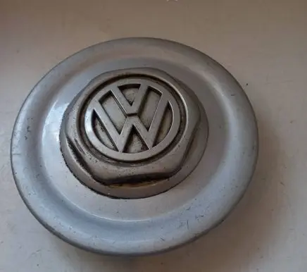 Volkswagen PASSAT B4 Original wheel cap 357601149G