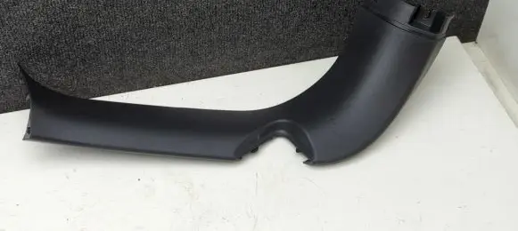 Mitsubishi Outlander Windshield trim 7224A167