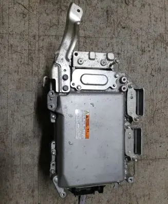 Toyota RAV 4 (XA40) Voltage converter inverter G920042010 2321001513 G927078010