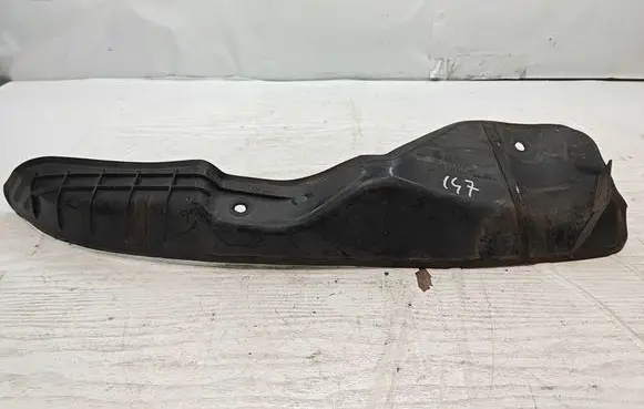 Skoda Yeti (5L) Fender end trim 5L0821112