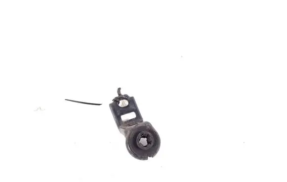 Radiator mount bracket