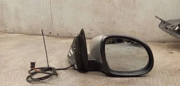 Skoda Yeti (5L) Front door electric wing mirror 5L0857934