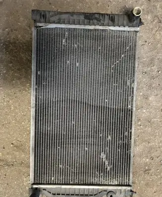 Coolant radiator