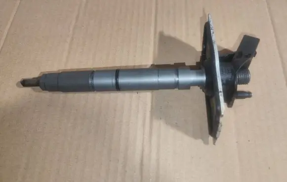 Audi A6 S6 C6 4F Fuel injector 059130277Q 044510004 04042