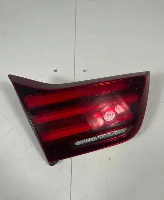 BMW M4 F82 F83 Tailgate rear/tail lights 9491585