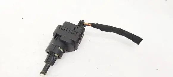 Volkswagen Polo IV 9N3 Brake pedal sensor switch 6Q0945511