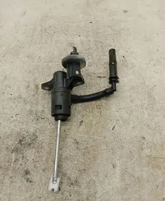 Audi A4 S4 B7 8E 8H Clutch master cylinder 8E1721401AJ