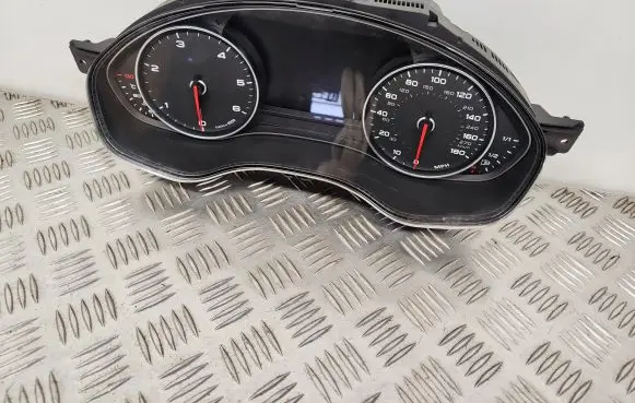 Audi A7 S7 4G Speedometer (instrument cluster) 4G8920981S
