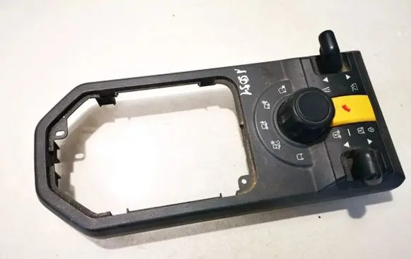 Traction control (ASR) switch