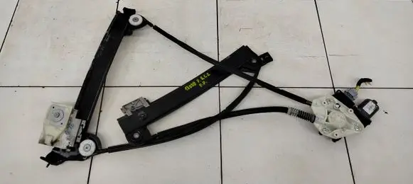 Peugeot RCZ Front door window regulator with motor 9673475880