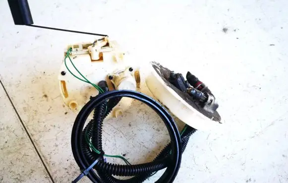 Fuel level sensor