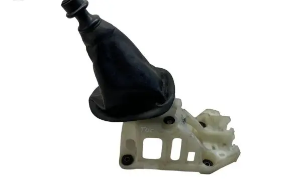 Toyota Urban Cruiser (XP110) Gear shifter/selector