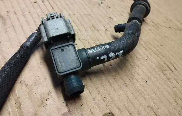 Chrysler Town u0026 Country V Valve vacuum 68053596AA