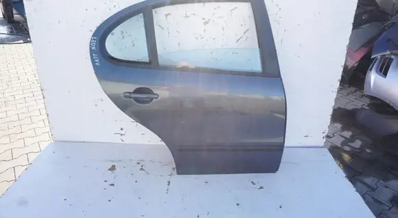 Seat Leon (1M) Rear door