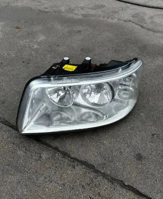 Volkswagen Transporter - Caravelle T5 Headlight/headlamp 7H1941015L 0301195201