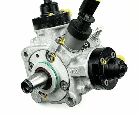BMW 5 GT F07 Fuel injection high pressure pump 0445010617 0445010623 0445010665