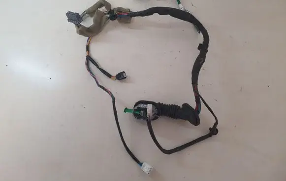 Suzuki Grand Vitara II Front door wiring loom 3675665J20