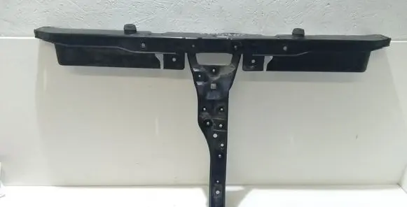 Hyundai Santa Fe Top upper radiator support slam panel