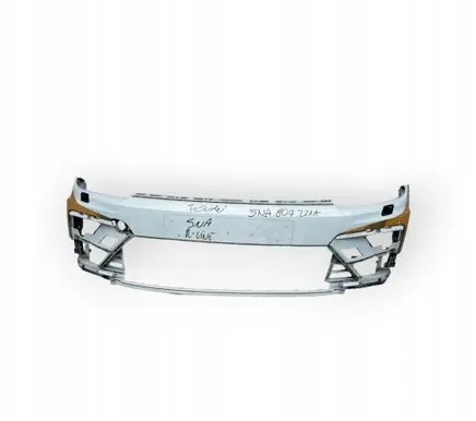 Volkswagen Tiguan Front bumper 5N0807221