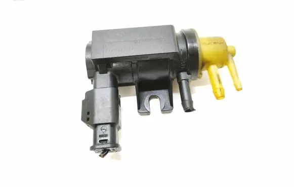Ford Focus Turbo solenoid valve CM5G9F490AA 70401101