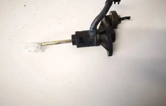 Skoda Superb B5 (3U) Clutch master cylinder 8e1721401f