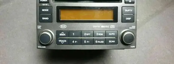 KIA Carens II Radio/CD/DVD/GPS head unit HN445UN