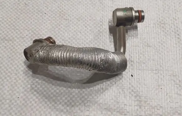 BMW X5 F15 Turbo turbocharger oiling pipe/hose 8626655