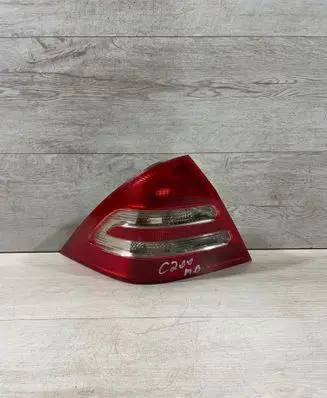 Rear/tail lights