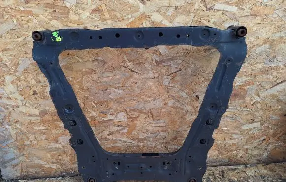 Nissan Qashqai Front subframe