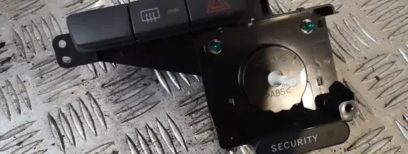 Toyota Yaris Hazard light switch 7562947