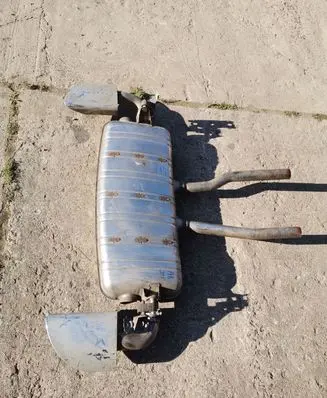 Volkswagen Touareg II Muffler/silencer 7L8253611A