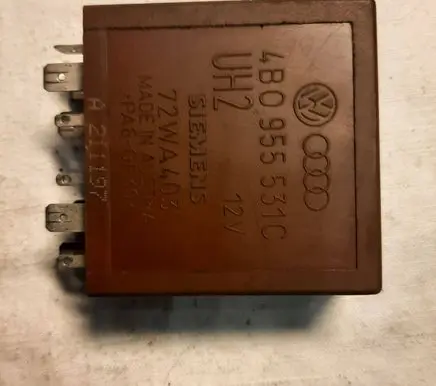 Audi A6 S6 C5 4B Window wiper relay 4B0955531C 72WA403