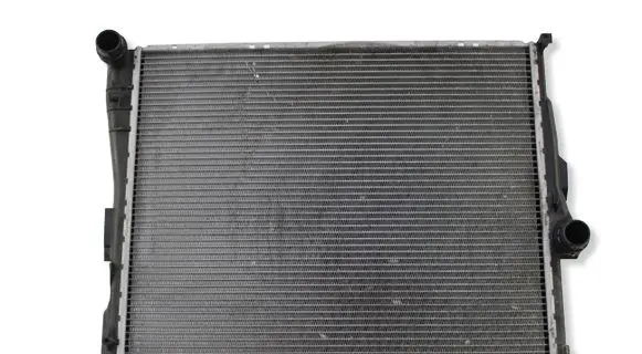 BMW X3 E83 Coolant radiator 3400013 6713267