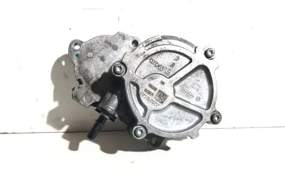 Audi Q5 SQ5 FY Vacuum pump 05L145100