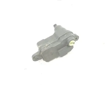 Audi Q3 F3 Fuel tank cap lock 8S0862153A