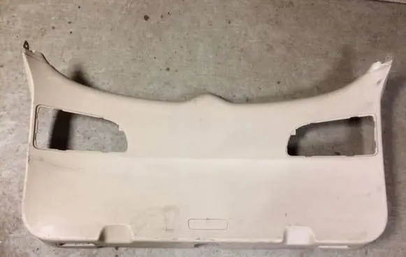 Subaru Tribeca Tailgate/boot lid cover trim 