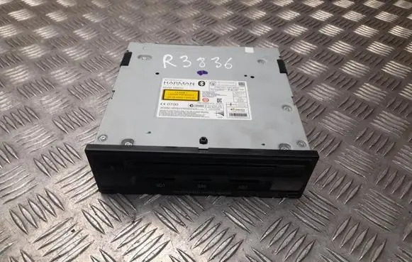 Volkswagen Touareg II GPS navigation control unit/module 7P6035670M