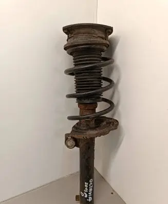 Front shock absorber with coil spring