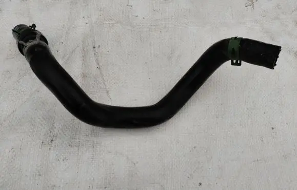 Renault Megane IV Engine coolant pipe/hose 924003992R