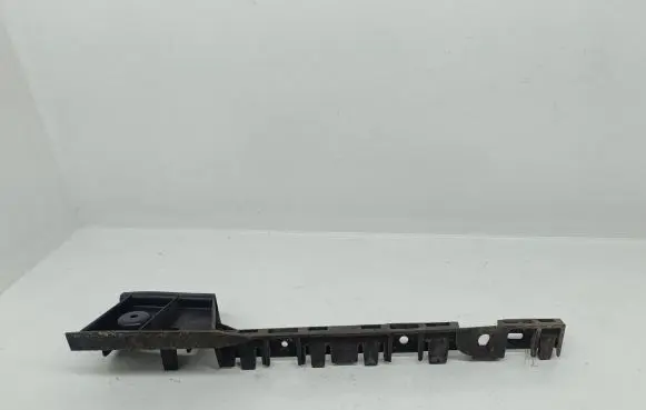 BMW 1 E81 E87 Front bumper mounting bracket 7184355