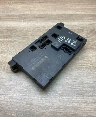 Mercedes-Benz E W211 Airbag control unit/module 2118701526 00401696