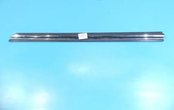 Infiniti FX Front door trim (molding) 808701CA0A IMPRK1204660