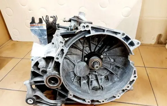 Volvo C30 Manual 5 speed gearbox 6N5R7002VF