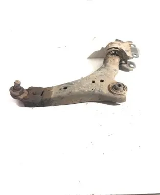 Volvo XC60 Front lower control arm/wishbone 8G9N3A052A